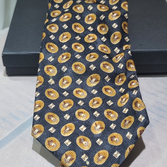 Men's Neck Tie - Picture 2 of 3